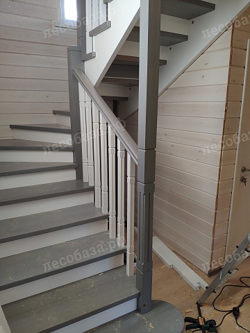 Серая Лестница Фото