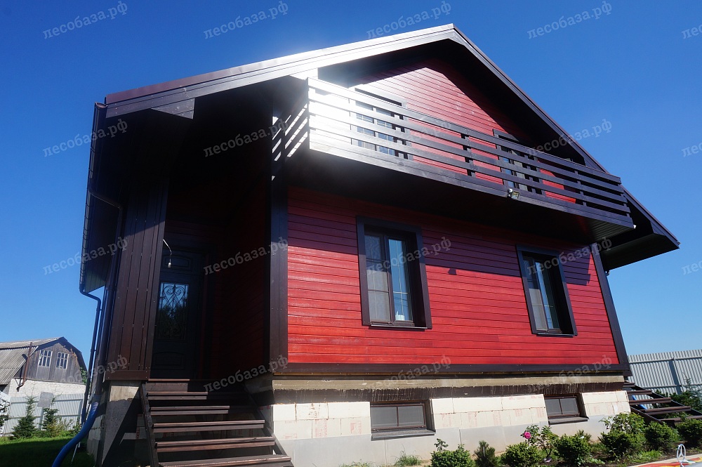 фото домов с деревянной отделкой - работы проведены компанией Лесобаза.рф